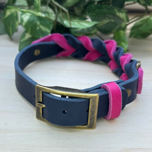Blau-pinke Hundeleine aus Fettleder mit Flechtung und Altmessing, Ruhrpawt Manufaktur Essen
