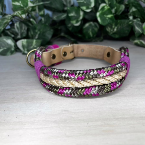Hundehalsband "Kaisergarten" 11 Oliv-graues Hundehalsband aus Tau mit Lila-Akzent und camel Fettleder — Ruhrpawt Manufaktur Essen